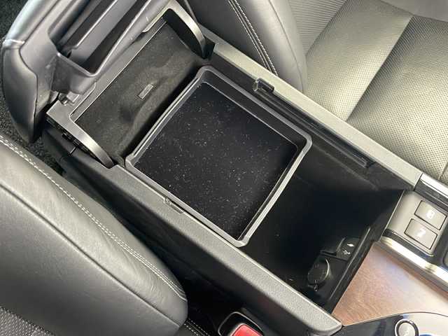 レクサス ＧＳ 450h バージョンL 栃木県 2012(平24)年 3万km ブラックオパールマイカ 純正HDDナビ/(BT/AM/FM/CD/DVD/ワンセグ）/ビルトインETC/サンルーフ/クルーズコントロール/横滑り防止/クリアランナソー/MTモード付AT/前席パワーシート/前席シートヒーター/エアシート/後席リアガラスサンシェード/電動格納ミラー/ステアリングスイッチ/純正アルミホイール/純正フロアマット/プッシュスタート/スマートキー