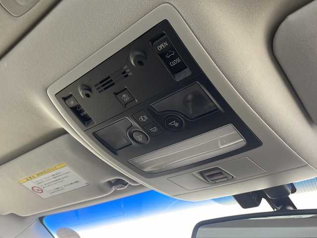 レクサス ＧＳ 450h バージョンL 栃木県 2012(平24)年 3万km ブラックオパールマイカ 純正HDDナビ/(BT/AM/FM/CD/DVD/ワンセグ）/ビルトインETC/サンルーフ/クルーズコントロール/横滑り防止/クリアランナソー/MTモード付AT/前席パワーシート/前席シートヒーター/エアシート/後席リアガラスサンシェード/電動格納ミラー/ステアリングスイッチ/純正アルミホイール/純正フロアマット/プッシュスタート/スマートキー
