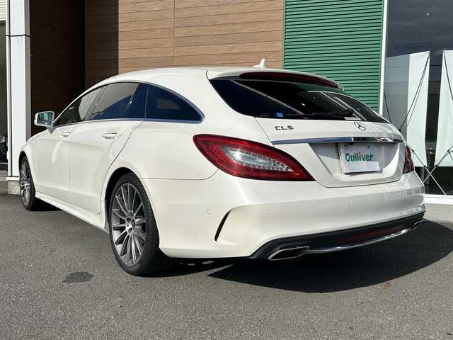 メルセデス・ベンツ ＣＬＳ２２０ｄ SブレイクAMGライン　 静岡県 2017(平29)年 3.7万km ダイヤモンドホワイト 純正ナビ（ワンセグTV/BT/CD）/サンルーフ/黒革レザーシート/パワーバックドア/アダプティブクルーズコントロール/ビルトインＥＴＣ/パドルシフト/Ｄ＋Ｎ席シートヒーター/Ｄ＋Ｎ席パワーシート/D＋N席メモリーシート/アクティブエマージェンシーストップアシスト/アクティブレーンチェンジアシスト/純正アルミホイール(19インチ)/保障証/取扱説明書