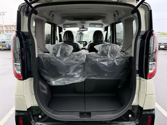 三菱 デリカミニ T プレミアム 東京都 2025(令7)年 0.1千km ベージュⅡ 登録済未使用車/純正ディスプレイオーディオ/デジタルインナーミラー/フロントフォグランプ/シートヒーター/ステアリングヒーター/プッシュスタート/キーレスエントリー/純正アルミホイール/両側パワースライドドア/パドルシフト/Bluetooth/アラウンドビューモニター/LEDヘッドライト/取扱説明書/新車保証書