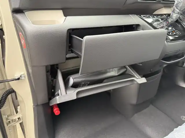 三菱 デリカミニ T プレミアム 東京都 2025(令7)年 0.1千km ベージュⅡ 登録済未使用車/純正ディスプレイオーディオ/デジタルインナーミラー/フロントフォグランプ/シートヒーター/ステアリングヒーター/プッシュスタート/キーレスエントリー/純正アルミホイール/両側パワースライドドア/パドルシフト/Bluetooth/アラウンドビューモニター/LEDヘッドライト/取扱説明書/新車保証書