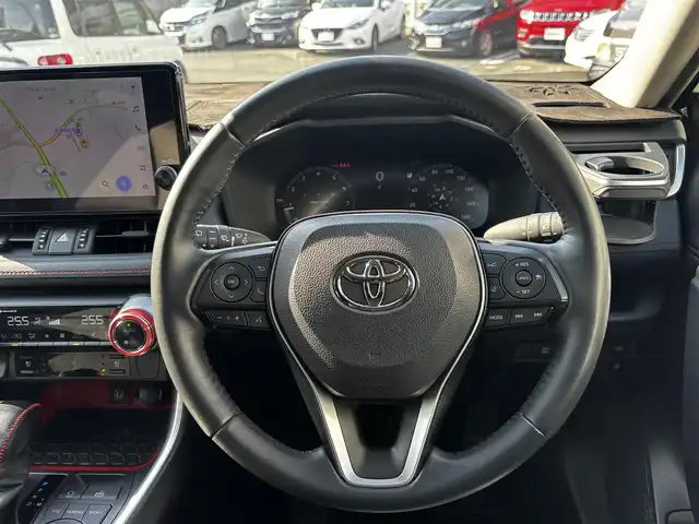 トヨタ ＲＡＶ４ アドベンチャー オフロードPKGⅡ 熊本県 2023(令5)年 5.9万km アティチュードブラックマイカ 4WD/純正ディスプレイオーディオ(ナビ機能付き)/【フルセグTV/USB/Bluetooth】/バックカメラ/デジタルインナーミラー/衝突被害軽減システム/レーダークルーズコントロール/レーンキープアシスト/ダウンヒルアシストコントロール/車両接近通報装置/コーナーセンサー/合皮シート/パワーシート(D席)/前席シートヒータ/前席エアシート/ハンドルヒーター/ルーフレール/純正18インチアルミホイール/オートLEDライト/オートマチックハイビーム/ビルトインETC2.0/横滑り防止装置/盗難防止装置/ダブル＋サイドエアバック/プッシュスタート/スマートキー/スペアキー/取扱説明書/保証書