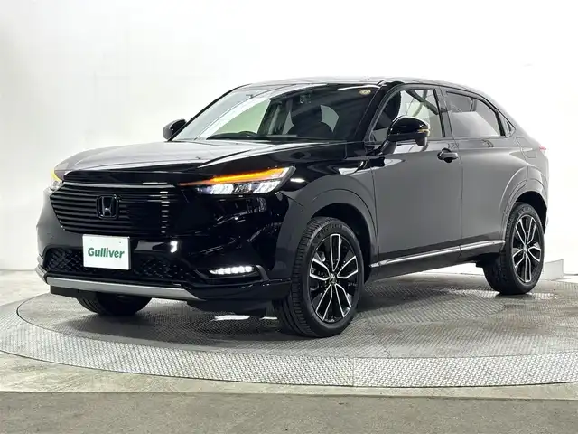 ホンダ ヴェゼル ハイブリッド e:HEV Z 大阪府 2022(令4)年 0.5万km クリスタルブラックパール ホンダセンシング 純正ナビTV Bカメラ ETC ハーフレザー シート＆ハンドルヒーター 電動リアゲート 衝突軽減 レーダーC BSM クリアランスソナー 置き型充電 前後ドラレコ