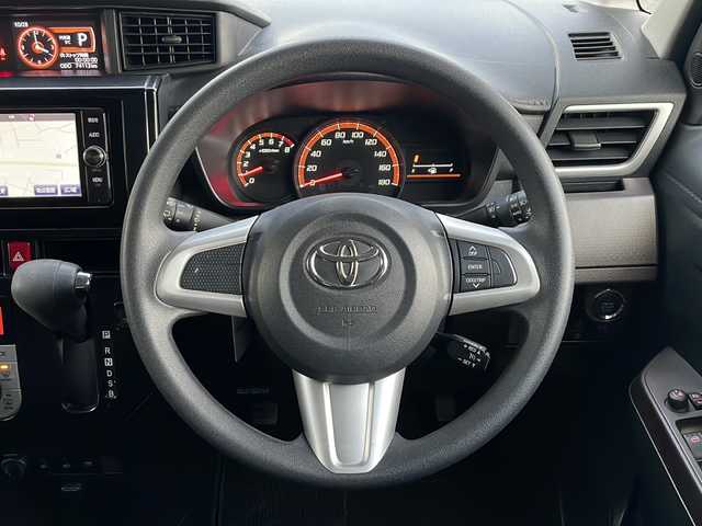 トヨタ タンク G 青森県 2017(平29)年 7.5万km ブラックマイカメタリック 4WD/寒冷地仕様/純正SDナビ・フルセグTV/CD・DVD・Bluetooth・SD/両側パワースライドドア/OP前席シートヒーター/ワイパーデアイサー/クルーズコントロール/OPイルミネーションパッケージ/前席足元照明/OPコンフォートパッケージ/前席シートヒーター/シートバックテーブル/後席サンシェード/ビルトインETC/OP LEDフォグランプ/プッシュスタート/スペアキー