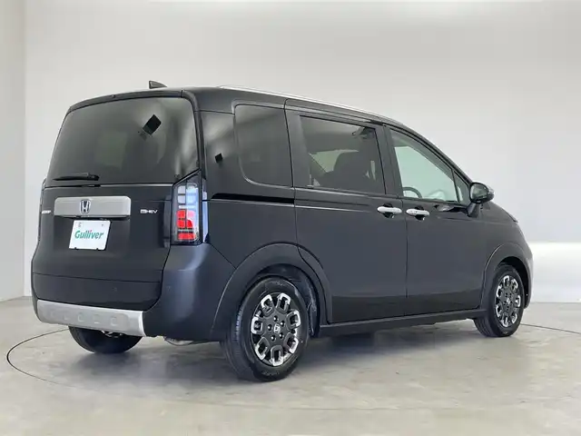 ホンダ フリード ハイブリット e:HEV クロスター 埼玉県 2025(令7)年 0.1千km クリスタルブラックパール 登録済未使用車/純正9インチナビ/ 地デジTV Bluetooth CarPlay/バックカメラ/ホンダセンシング/衝突軽減ブレーキ/レーンキープアシスト/レーダークルーズコントロール/ブラインドスポットモニター/クリアランスソナー/両側パワースライドドア/シートヒーター/LEDオートライト