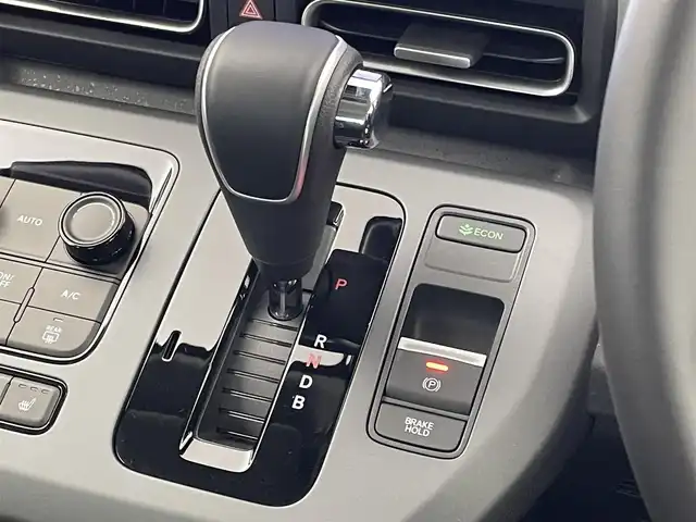 ホンダ フリード ハイブリット e:HEV クロスター 埼玉県 2025(令7)年 0.1千km クリスタルブラックパール 登録済未使用車/純正9インチナビ/ 地デジTV Bluetooth CarPlay/バックカメラ/ホンダセンシング/衝突軽減ブレーキ/レーンキープアシスト/レーダークルーズコントロール/ブラインドスポットモニター/クリアランスソナー/両側パワースライドドア/シートヒーター/LEDオートライト