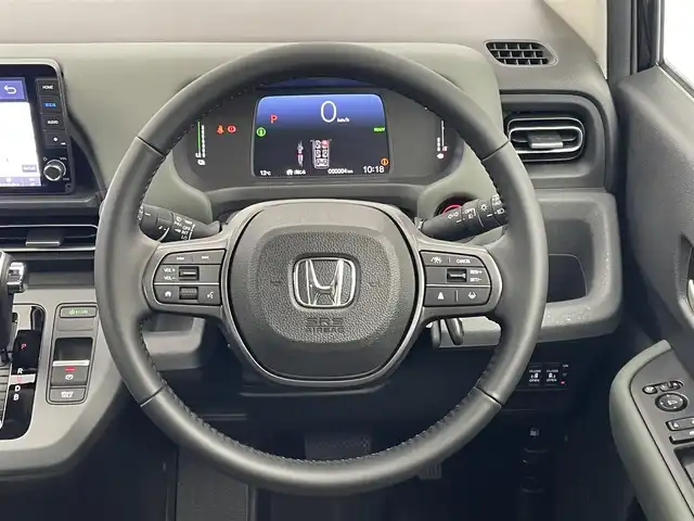 ホンダ フリード ハイブリット e:HEV クロスター 埼玉県 2025(令7)年 0.1千km クリスタルブラックパール 登録済未使用車/純正9インチナビ/ 地デジTV Bluetooth CarPlay/バックカメラ/ホンダセンシング/衝突軽減ブレーキ/レーンキープアシスト/レーダークルーズコントロール/ブラインドスポットモニター/クリアランスソナー/両側パワースライドドア/シートヒーター/LEDオートライト