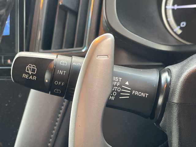 三菱 デリカＤ：５ P 兵庫県 2020(令2)年 3万km アイガーグレーM/ダイヤモンドブラックマイカ 4WD/純正メモリナビ/フリップダウンモニター/(CD/DVD/Bluetooth/USB/MSV)/フルセグTV/全周囲カメラ/ETC/両側パワースライドドア/衝突軽減ブレーキ/レーダークルーズコントロール/ブラインドスポットモニター/サイドステップ/D席パワーシート/前席シートヒーター/ステアリングヒーター/LEDヘッドライト/オートライト/オートハイビーム/フォグランプ/電動リアゲート/電動パーキングブレーキ/オートホールド/スマートキー/スペアキー１本/純正ドアバイザー/純正フロアマット/純正18インチアルミ