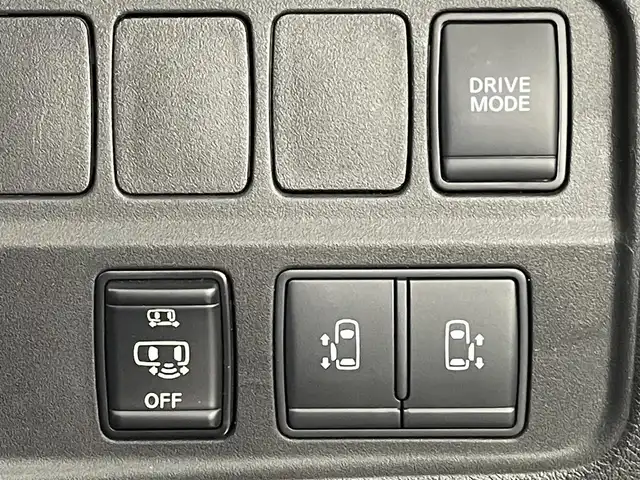 日産 セレナ e－パワー ハイウェイスター V 熊本県 2020(令2)年 5万km ブリリアントホワイトパール ワンオーナー　/純正ナビ（ＣＤ・ＤＶＤ・フルセグ・ＢＴ）/全周囲カメラ　/社外前後ドライブレコーダー　/純正後席フリップダウンモニター　/ビルトインＥＴＣ　/両側パワースライドドア　/前後クリアランスソナー　/プロパイロット/衝突軽減ブレーキ/横滑り防止/ブラインドスポットモニター/アダブティブクルーズコントロール/防水シート/純正フロアマット/純正16インチAW/オートライト/LEDヘッドライト/フォグランプ/スマートキー/プッシュスタート/スペアキー1本/保証書/取扱説明書