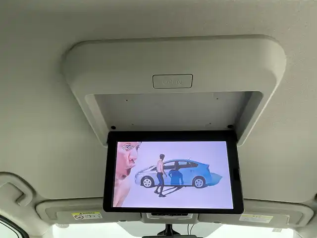 日産 セレナ e－パワー ハイウェイスター V 熊本県 2020(令2)年 5万km ブリリアントホワイトパール ワンオーナー　/純正ナビ（ＣＤ・ＤＶＤ・フルセグ・ＢＴ）/全周囲カメラ　/社外前後ドライブレコーダー　/純正後席フリップダウンモニター　/ビルトインＥＴＣ　/両側パワースライドドア　/前後クリアランスソナー　/プロパイロット/衝突軽減ブレーキ/横滑り防止/ブラインドスポットモニター/アダブティブクルーズコントロール/防水シート/純正フロアマット/純正16インチAW/オートライト/LEDヘッドライト/フォグランプ/スマートキー/プッシュスタート/スペアキー1本/保証書/取扱説明書