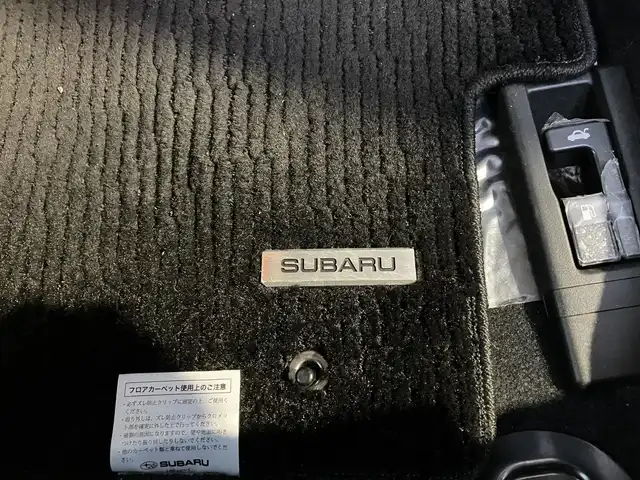 スバル インプレッサ Ｇ４ 1．6i－L 高知県 2013(平25)年 5.4万km アイスシルバーメタリック メモリナビ/Bluetooth接続/ETC/バックカメラ/フルセグテレビ/AM/FM/純正フロアマット/純正15インチアルミホイール/横滑り防止装置/盗難防止装置/運転席＋助手席エアバッグ/キセノンヘッドライト/本革巻きステアリング