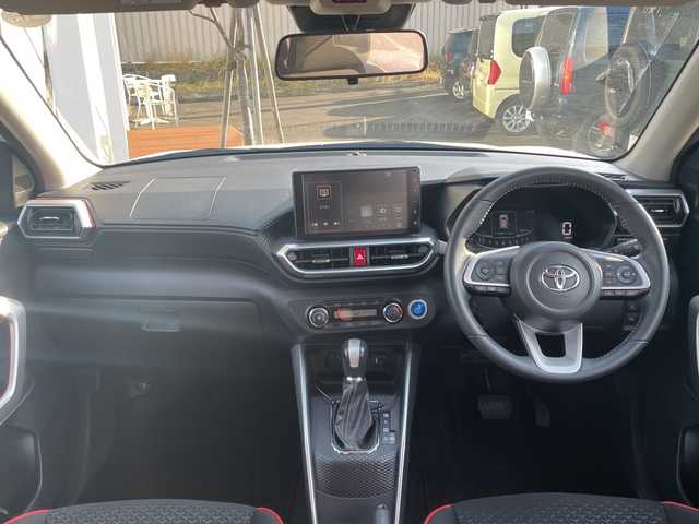 トヨタ ライズ Z 道央・札幌 2019(令1)年 4万km ブラックマイカメタリック/シャイニングホワイトパール ・４WD/・ワンオーナー/・衝突軽減ブレーキ/・寒冷地仕様/・全方位カメラ/・モデリスタエアロ/・純正ディスプレイオーディオ/　BT＆AppleCarPay＆TV/・バックカメラ/・サイドカメラ/・フロントカメラ/・コーナーセンサー/・レーンキープアシスト/・レーダークルーズコントロール/・シートヒーター/・アイドリングストップ/・ブラインドスポットモニター/・純正エンジンスターター/・オートエアコン/・オートライト/・オートリトラミラー/・ビルトインETC/・MT付きAT/・プッシュスタート/・スマートキー/・ワイパー熱線/・純正AW＆夏タイヤ積込/・純正フロアマット/・ドアバイザー/・ウィンカーミラー/・フォグライト/・スペアキー