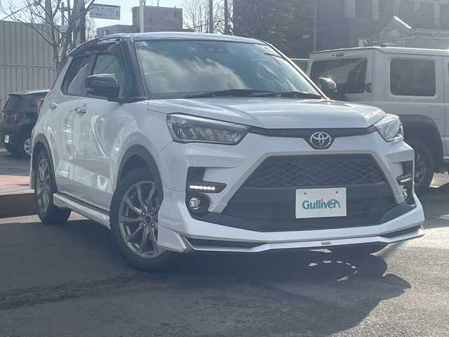 トヨタ ライズ Z 道央・札幌 2019(令1)年 4万km ブラックマイカメタリック/シャイニングホワイトパール ・４WD/・ワンオーナー/・衝突軽減ブレーキ/・寒冷地仕様/・全方位カメラ/・モデリスタエアロ/・純正ディスプレイオーディオ/　BT＆AppleCarPay＆TV/・バックカメラ/・サイドカメラ/・フロントカメラ/・コーナーセンサー/・レーンキープアシスト/・レーダークルーズコントロール/・シートヒーター/・アイドリングストップ/・ブラインドスポットモニター/・純正エンジンスターター/・オートエアコン/・オートライト/・オートリトラミラー/・ビルトインETC/・MT付きAT/・プッシュスタート/・スマートキー/・ワイパー熱線/・純正AW＆夏タイヤ積込/・純正フロアマット/・ドアバイザー/・ウィンカーミラー/・フォグライト/・スペアキー