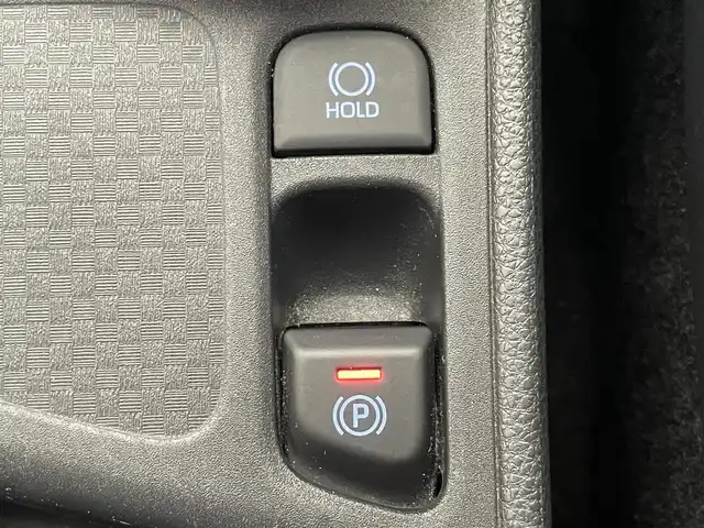 トヨタ ヤリスクロス ハイブリッド Z 愛知県 2021(令3)年 5.6万km ホワイトパールクリスタルシャイン 純正８型ナビ　全方位カメラ　ＢＳＭ　禁煙　追従クルコン　茶ハーフレザー　ＥＴＣ　セーフティセンス　シートヒーター　コーナーセンサー　ＬＥＤオートライト　パワーシート　衝突軽減　車線逸脱　電子パーキング　Bluetooth　USB接続　オートハイビーム　パノラミックビューモニター　純正１８インチAW　プッシュスタート　スマートキー