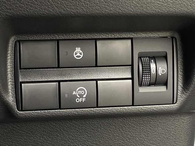 日産 デイズ 鹿児島県 2024(令6)年 0.5万km ホワイトパール 純正ディスプレイオーディオ/（Bluetooth/AppleCarPlay/AndroidAuto）　/アラウンドビューモニター　/プロパイロット　/ＥＴＣ　/シートヒーター　/ハーフレザー　/ステアリングヒーター　/ハンズフリー　/オートブレーキホールド　/純正フロアマット　/純正ＡＷ