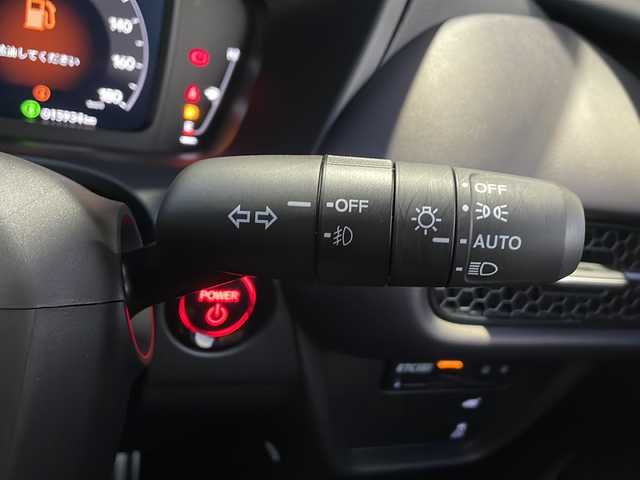 ホンダ ＺＲ－Ｖ ハイブリッド e:HEV Z 静岡県 2024(令6)年 1.6万km クリスタルブラックパール 純正ナビ/AM/FM/Bluetooth/USB/フルセグTV/Apple Carplay/Andoroid  Auto /主要装備/・レーダークルーズコントロール　/・ドライブレコーダー　/・全方位カメラ　/・ＥＴＣ２．０　/・ハンドルヒーター　/・シートヒーター　/・パワーシート　/・シートメモリー　/・BOSEスピーカー/・ヒルダウンアシスト/・ＢＳＭ　/・パドルシフト　/・ワイヤレス充電/・パワーバックドア/・スマートキー/・プッシュスタート/・オートホールド/・ステアリングリモコン/・SOSコール/・オートライト/・レザーシート/・横滑り防止装置/・衝突軽減システム/・LEDヘッドライト/・純正アルミホイール/・純正フロアマット
