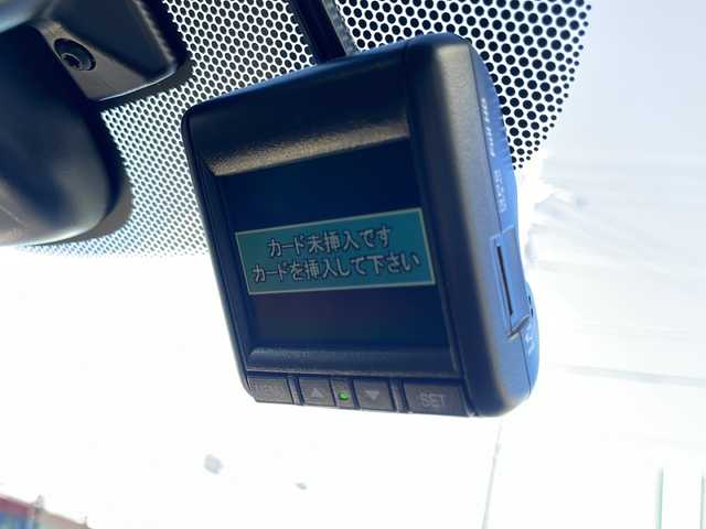 ホンダ フリード G ホンダセンシング 静岡県 2019(令1)年 5.5万km モダンスティールM 純正ナビ/・CD/DVD/・FM/AM/・フルセグTV/・Music Rack/・iPod/・SD/・USB/・Bluetooth/ホンダセンシング/●衝突軽減ブレーキ〈CMBS〉/●誤発進抑制機能/●ACC〈アダプティブ・クルーズ・コントロール〉/●LKAS〈車線維持支援システム〉/●歩行者事故低減ステアリング/●路外逸脱抑制機能/●先行車発進お知らせ機能/●標識認識機能/主要装備/・バックカメラ/・ＥＴＣ/・ドライブレコーダー/・両側パワスラ/・アイドリングストップ/・２列目キャプテンシート/・純正ホイールキャップ/・純正フロアマット