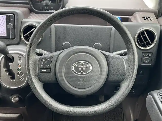 トヨタ スペイド F ジャック 滋賀県 2014(平26)年 6.4万km ブラックマイカ ワンオーナー/純正ナビ/・Bluetooth/・フルセグ/・CD/DVD/バックカメラ/ステアリングリモコン/ETC/片側パワースライドドア/HIDオートライト/電動格納ミラー/シートリフター/スマートキー