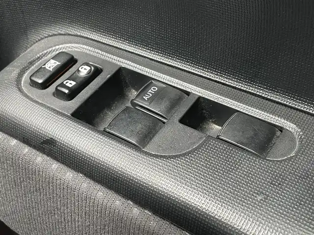 トヨタ スペイド F ジャック 滋賀県 2014(平26)年 6.4万km ブラックマイカ ワンオーナー/純正ナビ/・Bluetooth/・フルセグ/・CD/DVD/バックカメラ/ステアリングリモコン/ETC/片側パワースライドドア/HIDオートライト/電動格納ミラー/シートリフター/スマートキー