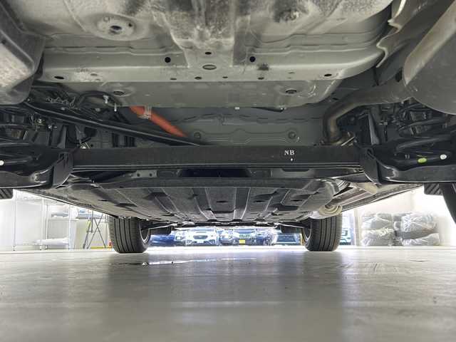 ホンダ ヴェゼル ハイブリッド e:HEV Z 岐阜県 2024(令6)年 0.8万km プラチナホワイトパール ホンダセンシング　/純正ナビ　/バックカメラ　/追従クルーズコントロール　/レーンキープアシスト　/コーナーセンサー　/シートヒーター　/ハンドルヒーター　/電動リアゲート　/ＥＴＣ　/電子パーキング　/ホールド機能/電動リアゲート/パドルシフト/エンジンスタートボタン/ダウンヒルアシストコントロール