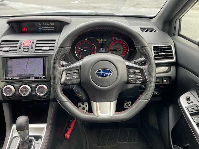 スバル ＷＲＸ Ｓ４ 2．0GT‐S アイサイト 静岡県 2015(平27)年 2.9万km アイスシルバーメタリック ●ワンオーナー/●純正ナビ/(フルセグ/CD/DVD/USB/Bluetooth)/(AVIC-R209)/●バックカメラ/●ブラックハーフレザーシート/●前席パワーシート/●電動パーキングブレーキ/●ヒルスタートアシスト/●衝突軽減ブレーキ/●レーンキープアシスト/●レーダークルーズコントロール/●LEDライト/●オートライト/●F/Rフォグランプ/●革巻きステアリング/●ステアリングスイッチ/●パドルシフト/●ETC/●前方ドライブレコーダー/●フロアマット/●電動格納ウインカーミラー/●ISOFIX/●リアプライバシーガラス/●スマートキー/●プッシュスタート/●スペアキー×1/●横滑り防止装置/●純正18インチアルミホイール/●W＋サイドSRS＋ABS/●保証書/●記録簿/(H28.3/H29.2/H30.3/H31.3/R2.3/R3.2/R4/3/R6.2)/●取扱説明書