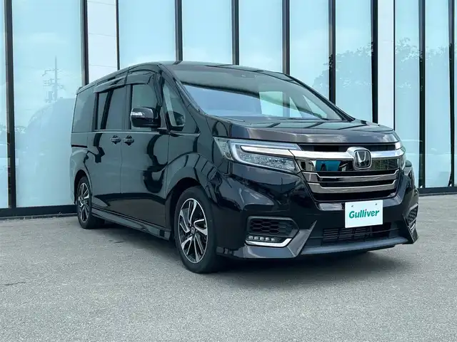 ホンダ ステップワゴン スパーダ クルスピセンシング 大阪府 2020(令2)年 2.4万km プレミアムスパークルブラックパール 純正１０インチナビ/   フルセグTV/CD/DVD/Bluetooth/USB/バックモニター/１１．６インチ後席モニター/衝突軽減ブレーキ/横滑り防止装置/前席シートヒーター/両側パワースライドドア/レーダークルーズコントロール/レーンキープアシスト/ステアリングスイッチ/アイドリングストップ/前後ドライブレコーダー/純正17インチアルミホイール/純正フロアマット/プッシュスタート/スマートキー/ＥＴＣ/ＬＥＤライト/禁煙車