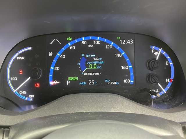 トヨタ ヤリスクロス ハイブリッド Z 愛知県 2023(令5)年 3.6万km ブラックマイカ/ベージュ 2トーン トヨタセーフティセンス/・プリクラッシュセーフティ/・レーントレーシングアラート/・ブラインドスポットモニター/・レアクロストラフィックアラート/・パーキングサポートブレーキ/・ロードサインアシスト/・オートマチックハイビーム/・レーダークルーズコントロール/純正ディスプレイオーディオ/・ナビ機能/・AM/FM/・Bluetooth/・Miracast/USB/パノラミックビューモニター/ステアリングスイッチ/革巻きステアリング/ステアリングヒーター/ETC/USB充電【typeC】/オートマチックヘッドライト/LEDヘッドライト/フォグランプ/ヘッドライトレベライザー/オートリトラミラー/純正18インチアルミホイール