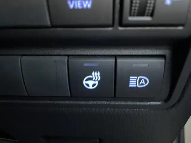 トヨタ ヤリスクロス ハイブリッド Z 千葉県 2023(令5)年 3.6万km ブラックマイカ/ベージュ 2トーン トヨタセーフティセンス/・衝突軽減ブレーキ/レーンキープアシスト/・レーダークルーズコントロール/オートハイビーム/・クリアランスソナー/純正メーカーディスプレイナビ/・BT/USB/カープレイ/全方位カメラ/ステアリングスイッチ/ETC/電動パーキングブレーキ/ハーフレザーシート/パワーシート(D席)/シートヒーター(D/N席)/ステアリングヒーター/LEDヘッドライト/オートライト/スマートキー/プッシュスタート/純正フロアマット/純正18インチAW