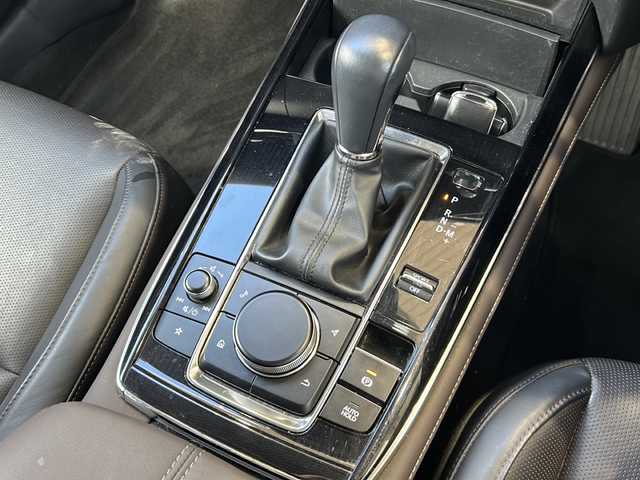 マツダ ＣＸ－３０ 20S Lパッケージ 静岡県 2020(令2)年 3.8万km スノーフレイクホワイトパールマイカ 純正SDナビ/・CD/・DVD/・フルセグＴＶ/・Bluetooth/・USB/・HDMI/・AM/・FM/主要装備/・衝突軽減/・レーンキープ/・追従クルコン/・BSM/・アラウンドビューモニター/・前後コーナーセンサー/・MTモード付/・電動リアゲート/・D席パワーシート/・シートヒーターD/N席/・ハンドルヒーター/・ビルトインETC/・前後ドラレコ/・LEDオートライト/・オートハイビーム/・電動パーキングブレーキ/・オートホールド/・純正フロアマット/・純正アルミホイール