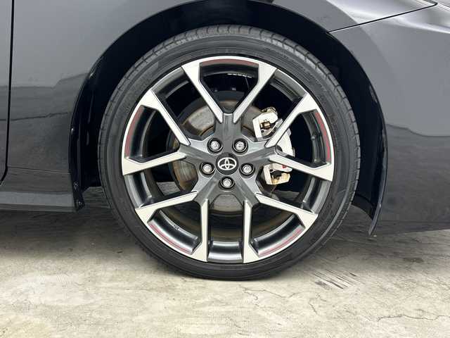 トヨタ プリウス ＰＨＶ S GRスポーツ 三重県 2021(令3)年 7.2万km アティチュードブラックマイカ 純正９型ナビ　/CD/DVD/BT/MSV/フルセグTV/前後ドライブレコーダー　/ハーフレザーシート/シートヒーター　　/レーダークルーズコントロール　/オートハイビーム　/バックカメラ　/ステアリングリモコン　/１００Ｖ充電　/ミラー型ＧＰＳレーダー　/ＥＴＣ/フォグライト/スペアキー有り