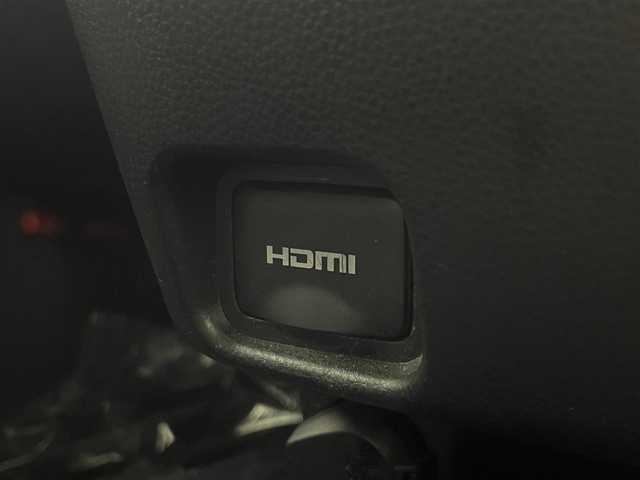 トヨタ ヴォクシー ハイブリッド S－Z 埼玉県 2022(令4)年 3.2万km ホワイトパールクリスタルシャイン 純正14インチフリップダウンモニター　純正ディスプレイ　ナビ　フルセグ　Bluetooth　レーダークルーズコントロール　快適便パッケージHi　トヨタセーフティセンス　両側パワースライドドア　パワーバックドア　ステアリングヒーター　シートヒーター　ＬＥＤヘッドライト　電動パーキングブレーキ　ブレーキホールド　プッシュスタート　スマートキー