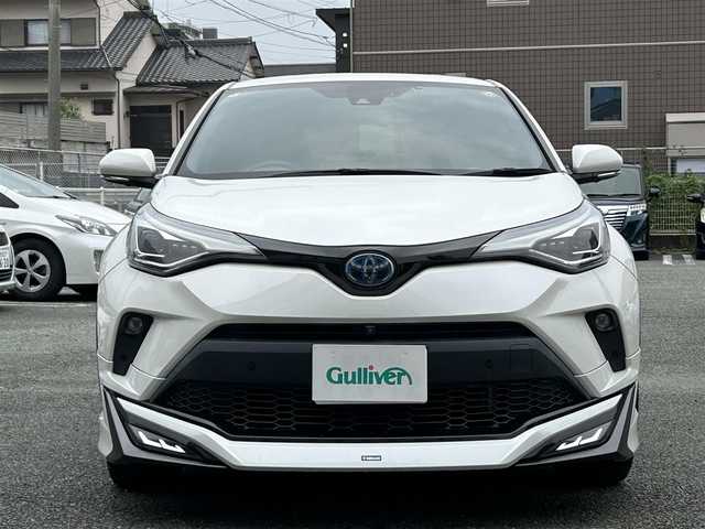 トヨタ Ｃ－ＨＲ G 熊本県 2020(令2)年 4.8万km ホワイトパールクリスタルシャイン モデリスタエアロ/ワンオーナー/プッシュスタート/純正ディスプレイオーディオ/（フルセグTV・BTオーディオ）/全方位カメラ/ビルトインETC/前後ドライブレコーダー/純正18インチAW/前後キャリパー/レーダークルーズ/ハーフレザーシート/LEDヘッドライト/オートライト/フォグライト/前後コーナーセンサー/横滑り防止装置/ウィンカーミラー/純正フロアマット/新車保証書/取扱説明書/スマートスペアキー×1本