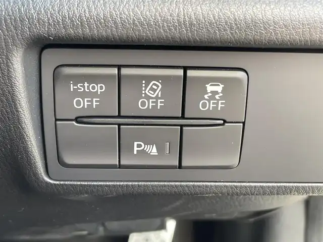 マツダ ロードスター ＲＦ RS 熊本県 2023(令5)年 2.1万km ジルコンサンドメタリック 純正ナビ/（/BT/CD/DVD/USB/AM/FM/AUX)/・フルセグTV/・Apple CarPlay/Android Auto/i-ACTIVSENSE/・スマートシティブレーキサポート/・ブラインドスポットモニタリング/・車線逸脱警報システム/・交通標識認識システム/・ドライバーアテンションアラート/・アダプティブLEDヘッドライト/横滑り防止/クリアランスソナー/社外17インチAW/革巻きステアリング/・ステアリングリモコン/オートライト/・LEDヘッドライト/ハーフレザーシート/・D/Nシートヒーター/電動格納ミラー/純正フロアマット/スマートキー/・スペアキー×１