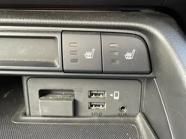 マツダ ロードスター ＲＦ RS 熊本県 2023(令5)年 2.1万km ジルコンサンドメタリック 純正ナビ/（/BT/CD/DVD/USB/AM/FM/AUX)/・フルセグTV/・Apple CarPlay/Android Auto/i-ACTIVSENSE/・スマートシティブレーキサポート/・ブラインドスポットモニタリング/・車線逸脱警報システム/・交通標識認識システム/・ドライバーアテンションアラート/・アダプティブLEDヘッドライト/横滑り防止/クリアランスソナー/社外17インチAW/革巻きステアリング/・ステアリングリモコン/オートライト/・LEDヘッドライト/ハーフレザーシート/・D/Nシートヒーター/電動格納ミラー/純正フロアマット/スマートキー/・スペアキー×１