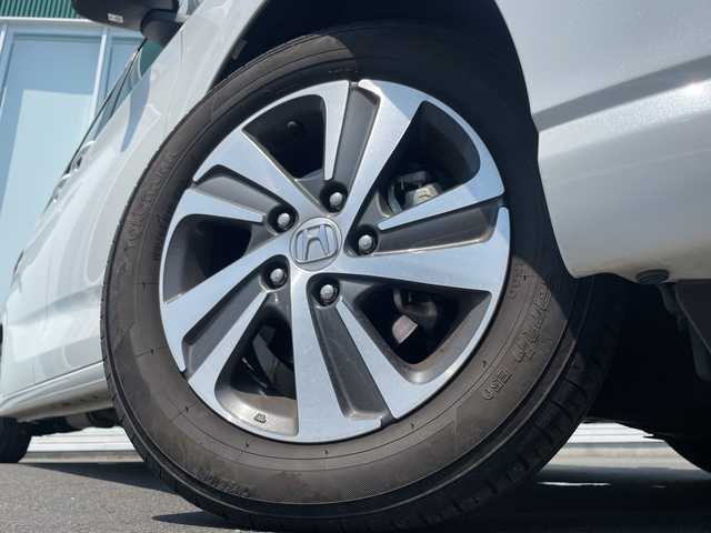 ホンダ フリード＋ G ホンダセンシング 神奈川県 2021(令3)年 2.6万km プラチナホワイトパール 純正９インチＳＤナビＴＶ　CD/DVD/Bluetooth/両側パワースライドドア　/前後ドライブレコーダー　/バックカメラ　/純正ＥＴＣ　/前席シートヒーター　/追従型クルーズコントロール　/ハーフレザーシート　/フォグランプ　/LED/レーンキープアシスト/衝突被害軽減システム/カーテンエアバッグ