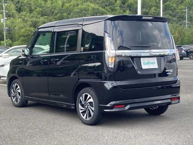 スズキ ソリオ バンディット HV MV 佐賀県 2021(令3)年 3.4万km スーパーブラックパール 純正8インチナビ/全周囲カメラ/デュアルカメラブレーキサポート/路線逸脱警報機能/オートハイビーム機能/ヘッドアップディスプレイ/アダプティブクルーズコントロール/コーナーセンサー/両側パワースライドドア/シートヒーター/ETC/ドライブレコーダー/アイドリングストップ/プッシュスタート/スマートキー/LEDヘッドライト/フォグライト/純正アルミホイール