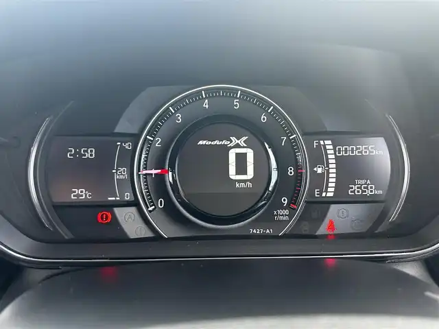ホンダ Ｓ６６０ モデューロX バージョンZ 福島県 2021(令3)年 0.1万km プレミアムスターホワイトP Modulo X 特別仕様車（Version Z）/6F/特別仕様車専用装備/・専用ブラックアクティブスポイラー（ガーニーフラップ付）/・専用Version Zロゴ入りアルミ製コンソールプレート/・ブラックエンブレム/ModuloX共通装備/・専用スポーツレザーシート/（本革×ラックス スェード(R)/ボルドーレッド×ブラック/Modulo Xロゴ入り）/・本革巻ステアリングホイール/・チタン製シフトノブ×アルカンターラシフトブーツ/（グレーステッチ）/・専用アルカンターラ(R)×本革製サイドブレーキカバー/・グリル一体型専用フロントバンパー/・専用カラードドアミラー/・ロールトップ（ボルドーレッド）/・専用サスペンション（5段階減衰力調整機構付）/ModuloR15アルミホイール/純正ディスプレイオーディオ/「AM/FM/BT/HDMI」/バックカメラ/前席シートヒーター・クーラー/ETC/プッシュスタート/キーレスエントリー/取説・保証書・スペアキー有