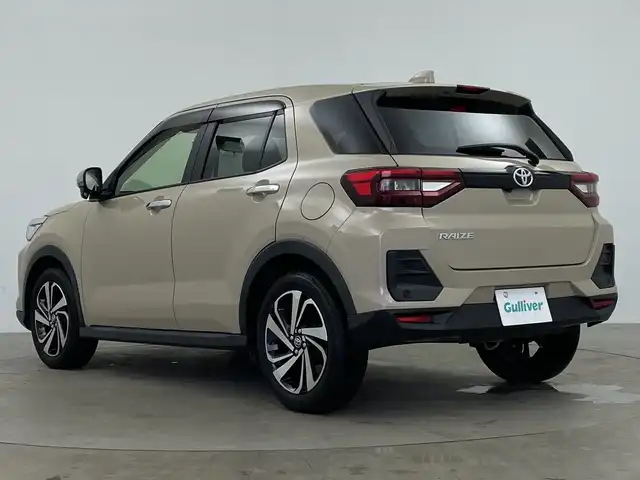 トヨタ ライズ Z 鹿児島県 2023(令5)年 2.4万km ナチュラルベージュマイカM 純正ディスプレイオーディオ/(BT/AM/FM/HDMI/フルセグTV)/スマートアシストIII/・衝突軽減ブレーキ/・レーダークルーズコントロール/・レーンキープアシスト/・先行車お知らせ機能/・誤発進抑制機能/・オートマチックハイビーム/前後コーナーセンサー/バックカメラ/電動パーキングブレーキ/オートホールド/前席シートヒーター/前後ドライブレコーダー/ETC/純正17インチアルミホイール/純正フロアマット/純正LEDヘッドライト/アイドリングストップ