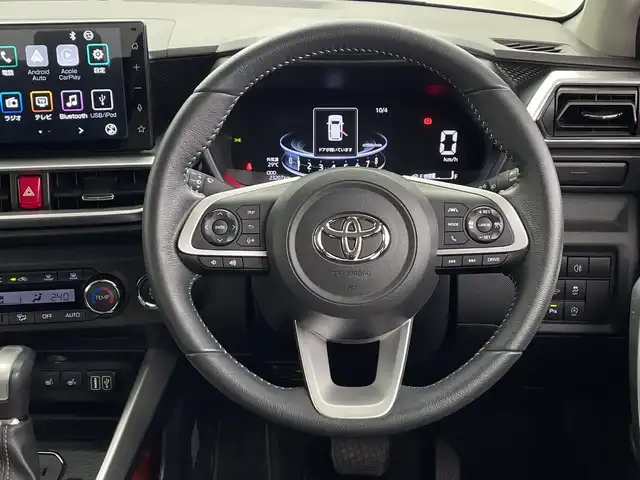 トヨタ ライズ Z 鹿児島県 2023(令5)年 2.4万km ナチュラルベージュマイカM 純正ディスプレイオーディオ/(BT/AM/FM/HDMI/フルセグTV)/スマートアシストIII/・衝突軽減ブレーキ/・レーダークルーズコントロール/・レーンキープアシスト/・先行車お知らせ機能/・誤発進抑制機能/・オートマチックハイビーム/前後コーナーセンサー/バックカメラ/電動パーキングブレーキ/オートホールド/前席シートヒーター/前後ドライブレコーダー/ETC/純正17インチアルミホイール/純正フロアマット/純正LEDヘッドライト/アイドリングストップ