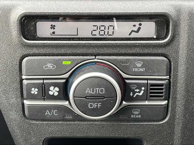 ダイハツ アトレー バン RS 道北・旭川 2022(令4)年 0.9万km オフビートカーキM /4WD//禁煙車//純正メモリーナビ/BT・CD・DVD・SD・USB・フルセグ//両側パワースライドドア//ウェルカムオープン//バックカメラ//ルーフコンソールBOX//衝突軽減ブレーキ//レーンキープアシスト//誤発進抑制装置//コーナーセンサー//アイドリングストップ//AAC//ビルトインETC//ドライブレコーダー//オートライト//オートハイビーム//LEDライト//フォグランプ//純正フロアマット//ドアバイザー//保証書//取説