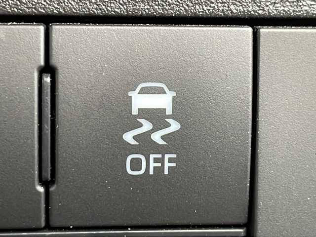 ダイハツ アトレー バン RS 道北・旭川 2022(令4)年 0.9万km オフビートカーキM /4WD//禁煙車//純正メモリーナビ/BT・CD・DVD・SD・USB・フルセグ//両側パワースライドドア//ウェルカムオープン//バックカメラ//ルーフコンソールBOX//衝突軽減ブレーキ//レーンキープアシスト//誤発進抑制装置//コーナーセンサー//アイドリングストップ//AAC//ビルトインETC//ドライブレコーダー//オートライト//オートハイビーム//LEDライト//フォグランプ//純正フロアマット//ドアバイザー//保証書//取説