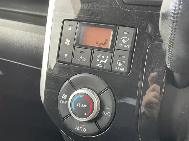 ダイハツ タント カスタム RS トップED SA 滋賀県 2015(平27)年 7.9万km ナイトシャドーパープルクリスタルM 純正ナビ/【Bluetooth/CD/DVD/フルセグTV】/バックカメラ/ETC/ハーフレザーシート/LEDライト/両側パワースライドドア/衝突被害軽減システム/ステアリングスイッチ/スマートキー/オートエアコン