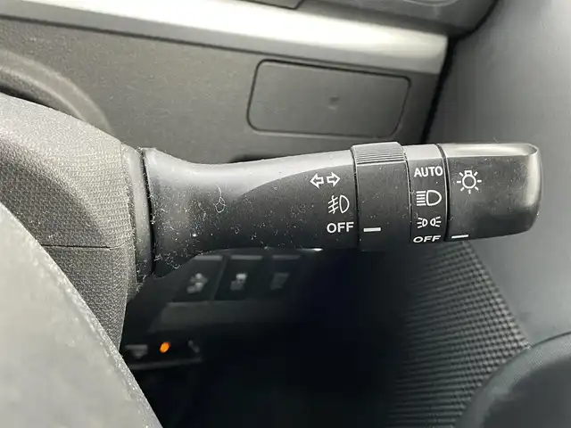 ダイハツ タント カスタム RS トップED SA 滋賀県 2015(平27)年 7.9万km ナイトシャドーパープルクリスタルM 純正ナビ/【Bluetooth/CD/DVD/フルセグTV】/バックカメラ/ETC/ハーフレザーシート/LEDライト/両側パワースライドドア/衝突被害軽減システム/ステアリングスイッチ/スマートキー/オートエアコン