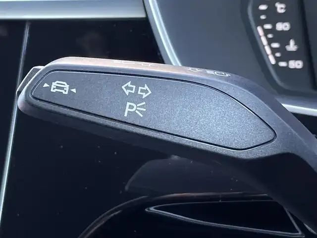 アウディ Ｑ３ SB 35TDIクワトロ Sライン 三重県 2021(令3)年 3.5万km グレー ベーシックＰＫＧ/アシスタンスＰＫＧ/ＡＣＣ/３６０°カメラ/前後ドラレコ/ブラインドスポット/ハーフレザー/シートヒーター/バーチャルコックピット/純正ナビ/ｃａｒｐｌａｙ/純正１９インチＡＷ