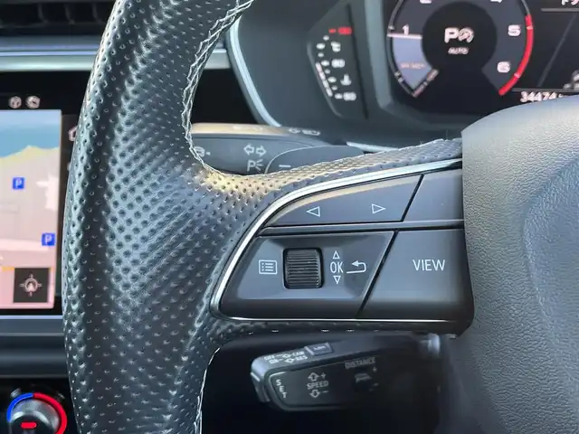 アウディ Ｑ３ SB 35TDIクワトロ Sライン 三重県 2021(令3)年 3.5万km グレー ベーシックＰＫＧ/アシスタンスＰＫＧ/ＡＣＣ/３６０°カメラ/前後ドラレコ/ブラインドスポット/ハーフレザー/シートヒーター/バーチャルコックピット/純正ナビ/ｃａｒｐｌａｙ/純正１９インチＡＷ