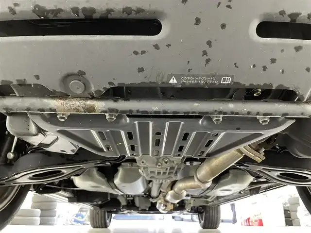 三菱 デリカＤ：５ G パワーパッケージ 滋賀県 2024(令6)年 0.3万km ブラックダイヤモンド 純正10.1インチナビ/（Bluetooth/フルセグTV/CD/DVD）/全方位カメラ/両側パワースライドドア/追従クルーズコントロール/LEDヘッドライト/オートハイビーム/レーンキープアシスト/センターデフロック/衝突軽減ブレーキ/D席パワーシート/D席・N席シートヒーター/電動パーキングブレーキ/オートブレーキホールド/電動リアゲート/盗難防止装置/ステアリングヒーター/プッシュスタート/スマートキー