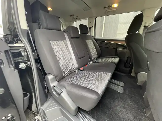 三菱 デリカＤ：５ G パワーパッケージ 滋賀県 2024(令6)年 0.3万km ブラックダイヤモンド 純正10.1インチナビ/（Bluetooth/フルセグTV/CD/DVD）/全方位カメラ/両側パワースライドドア/追従クルーズコントロール/LEDヘッドライト/オートハイビーム/レーンキープアシスト/センターデフロック/衝突軽減ブレーキ/D席パワーシート/D席・N席シートヒーター/電動パーキングブレーキ/オートブレーキホールド/電動リアゲート/盗難防止装置/ステアリングヒーター/プッシュスタート/スマートキー