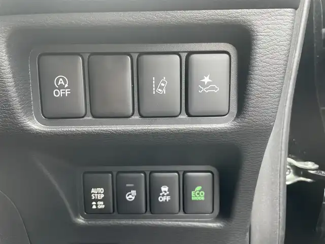 三菱 デリカＤ：５ G パワーパッケージ 滋賀県 2024(令6)年 0.3万km ブラックダイヤモンド 純正10.1インチナビ/（Bluetooth/フルセグTV/CD/DVD）/全方位カメラ/両側パワースライドドア/追従クルーズコントロール/LEDヘッドライト/オートハイビーム/レーンキープアシスト/センターデフロック/衝突軽減ブレーキ/D席パワーシート/D席・N席シートヒーター/電動パーキングブレーキ/オートブレーキホールド/電動リアゲート/盗難防止装置/ステアリングヒーター/プッシュスタート/スマートキー