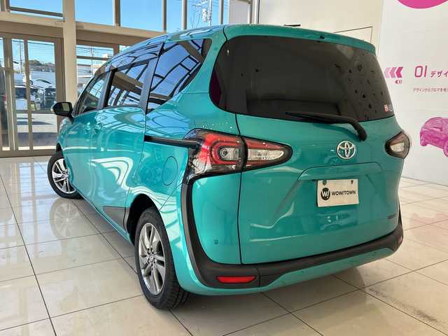 トヨタ シエンタ G クエロ 埼玉県 2018(平30)年 2.7万km ラディアントグリーンM トヨタセーフティーセンス /純正メモリナビ/　　CD/DVD/BT/フルセグ /パノラミックビューモニター /両側パワースライドドア /LEDオートライト /ハーフレザーシート /シートヒーター /純正15インチアルミホイール /ステアリングヒーター /ステアリングスイッチ/ETC /禁煙車