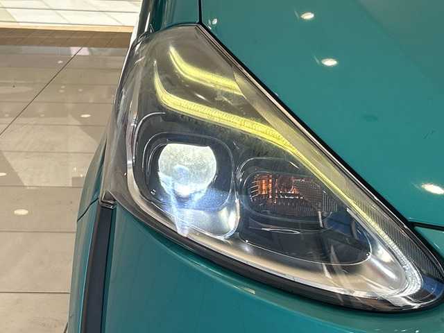 トヨタ シエンタ G クエロ 埼玉県 2018(平30)年 2.7万km ラディアントグリーンM トヨタセーフティーセンス /純正メモリナビ/　　CD/DVD/BT/フルセグ /パノラミックビューモニター /両側パワースライドドア /LEDオートライト /ハーフレザーシート /シートヒーター /純正15インチアルミホイール /ステアリングヒーター /ステアリングスイッチ/ETC /禁煙車